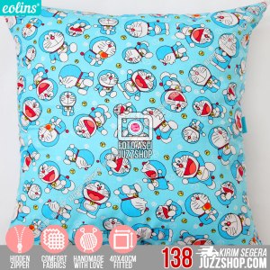 Bantal Sofa Motif Doraemon